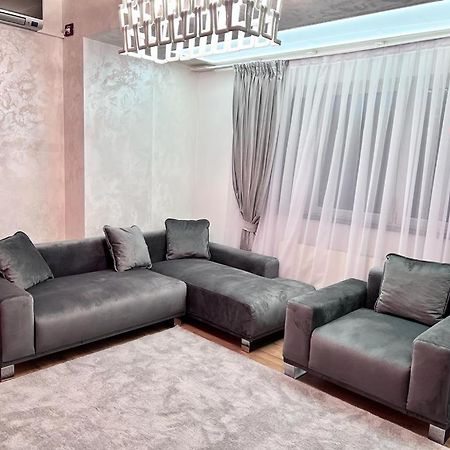 Apartament Le Mer Titeica Bucarest Esterno foto